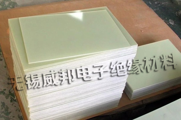 手机皮套的补强板是什么材料?